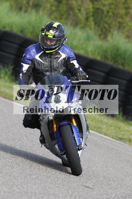 /Archiv-2025/10 23.04.2025 Cornu Master School ADR/gruen-vert/37